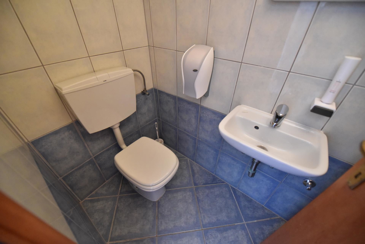 Vrstna hiša - 2 km do morja